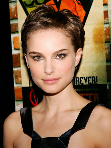 The Top 15 Hollywood Pixie Cuts Gallery